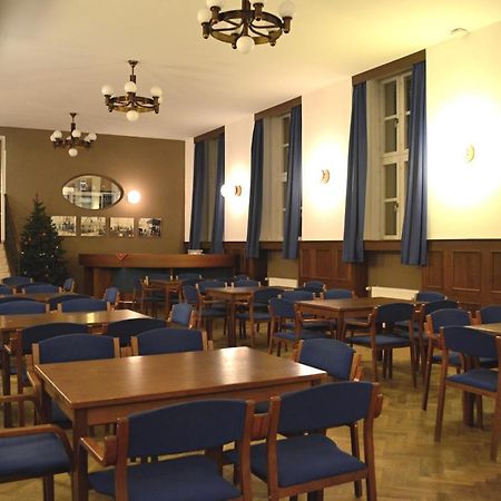 Hostel Masarykova Прага Экстерьер фото